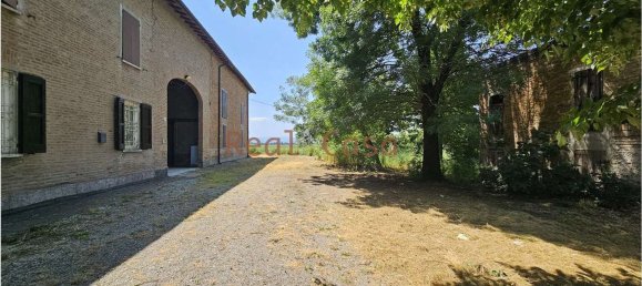 Дом с 11 спальнями в Модена, Италия № 347657 6