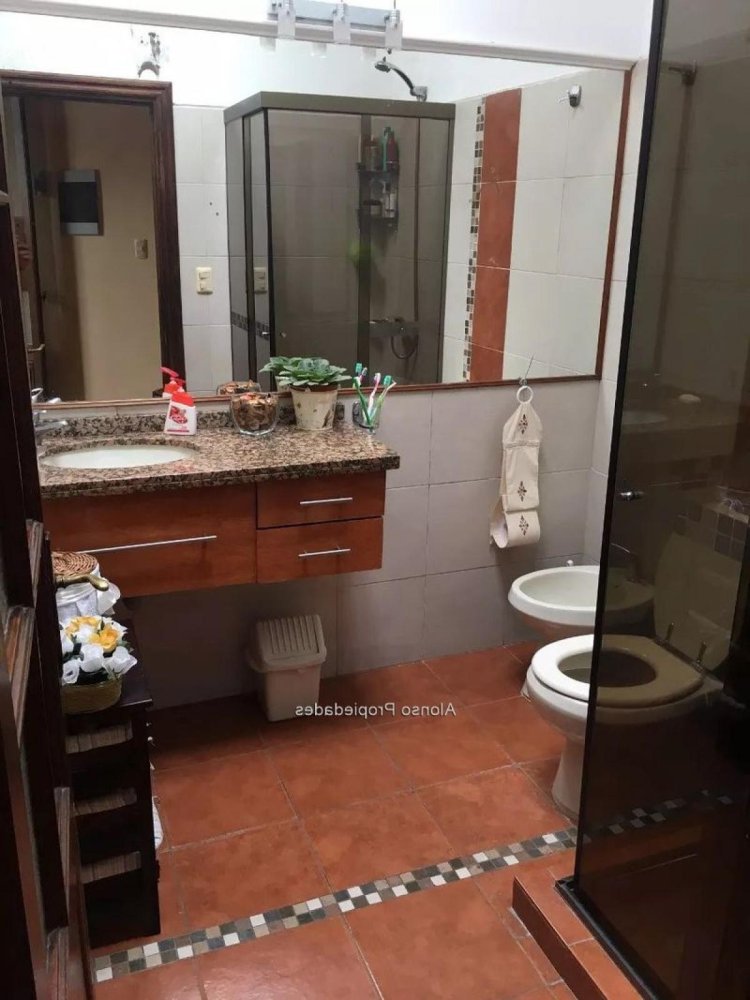 2 bedrooms House in Montevideo, Uruguay No. 4898