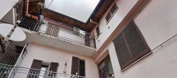 Apartamento de 3 divisões em Cirimido, Italy N.º 6849 28