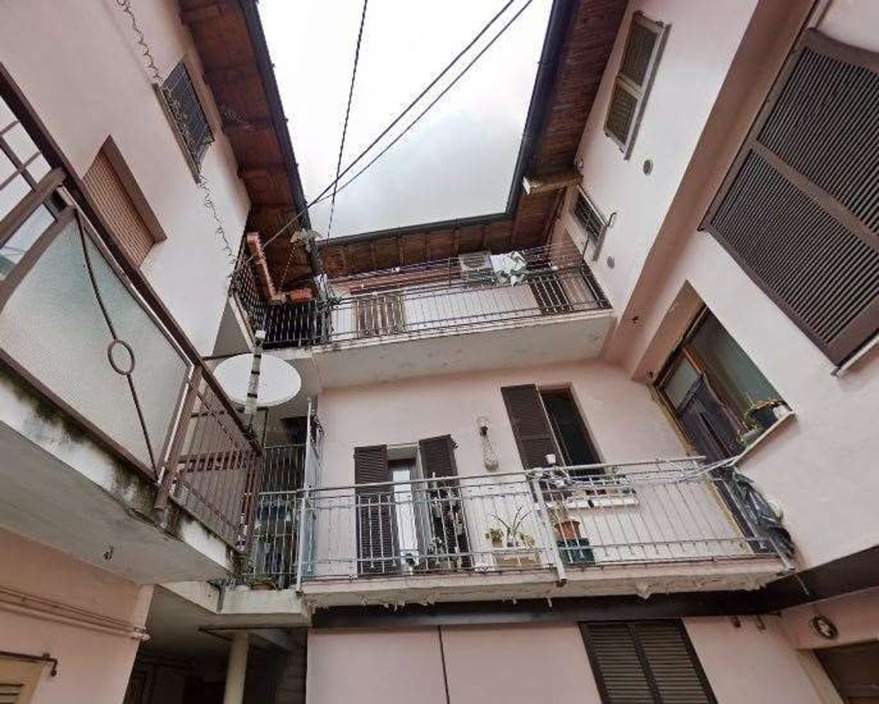 Apartamento de 3 divisões em Cirimido, Italy N.º 6849