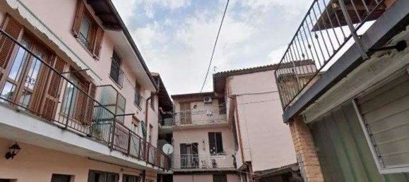 Apartamento de 3 divisões em Cirimido, Italy N.º 6849 40