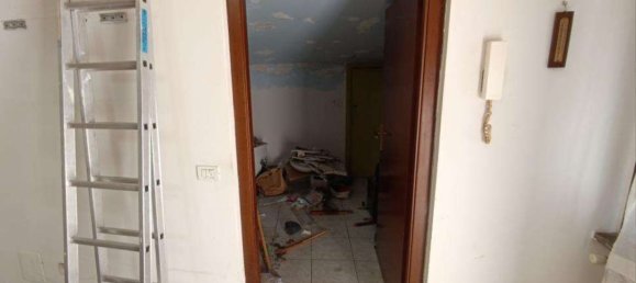 Apartamento de 3 divisões em Cirimido, Italy N.º 6849 14
