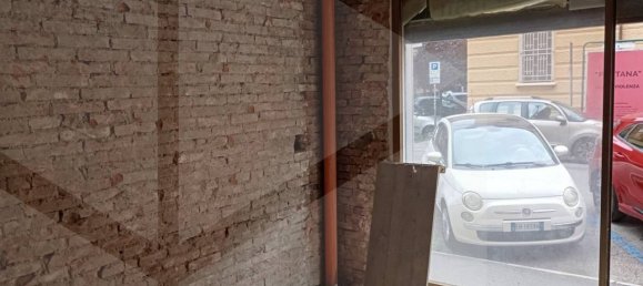 3 rooms Commercial property in Bologna, Italy No. 27588 3