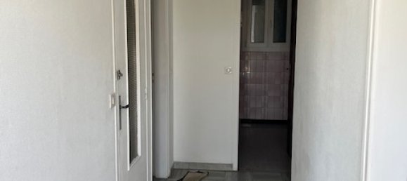 2 Schlafzimmer Haus in Seine-et-Marne, France, Nr. 351219 4