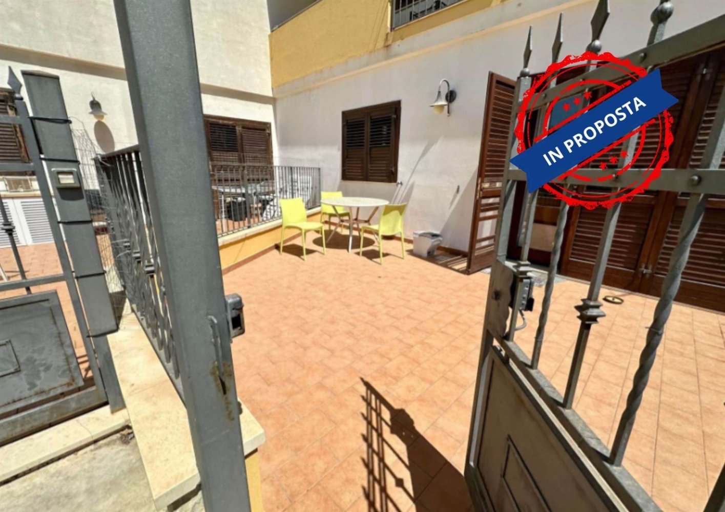 3 rooms Apartment in Ragusa, Italy No. 48821