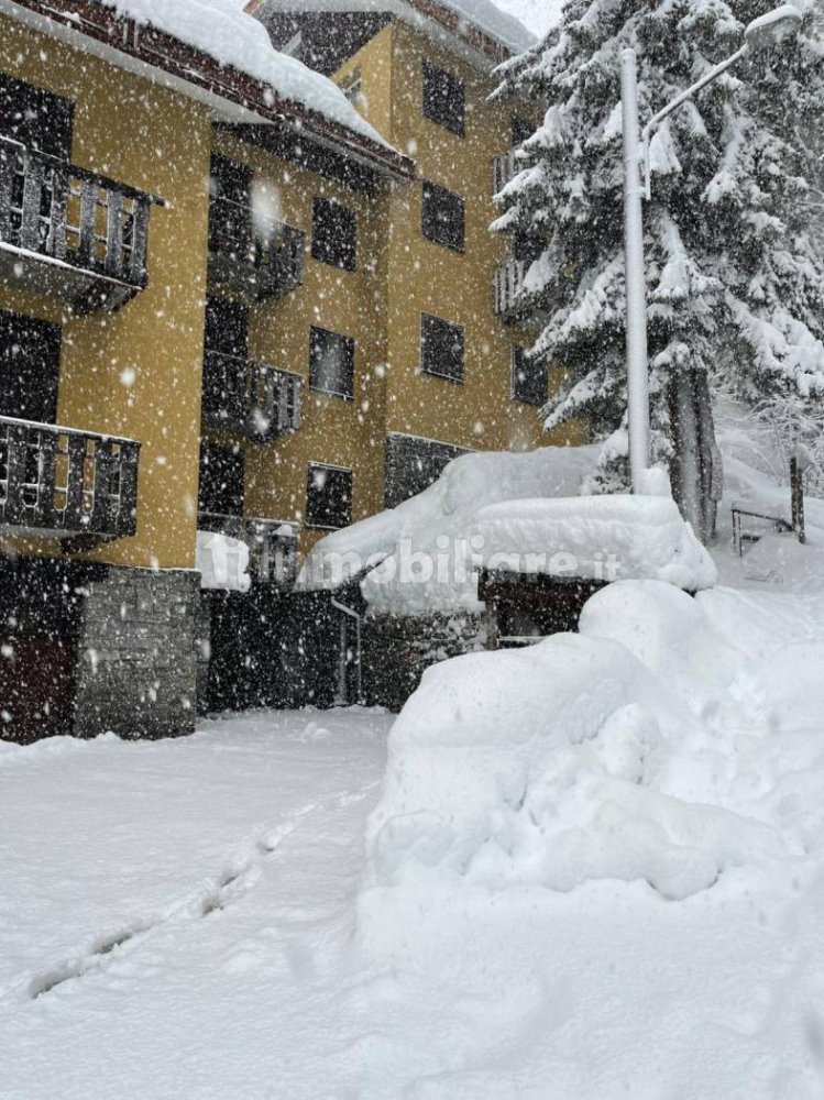 1 bedroom Apartment in Madesimo, Italy No. 64761