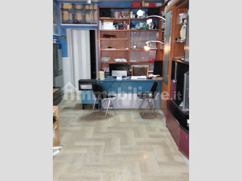 5 rooms Building in Cupello, Italy No. 395987