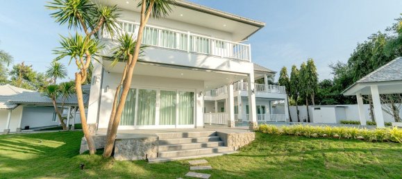 6 غرف نوم منزل في Sattahip, Thailand رقم 26565 2