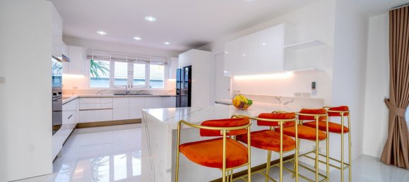 6 غرف نوم منزل في Sattahip, Thailand رقم 26565 15