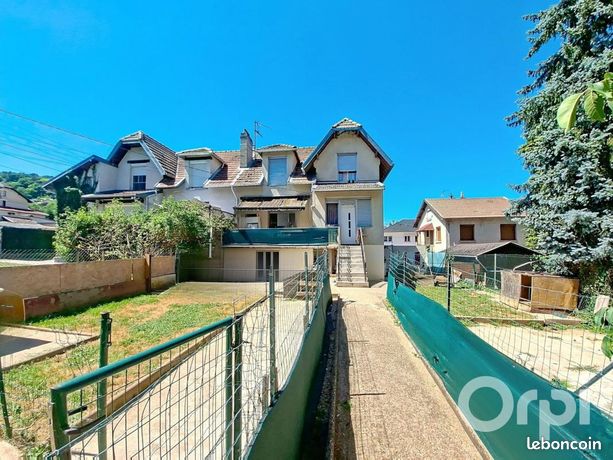 Дом с 2 спальнями в Фруар, Франция № 312922