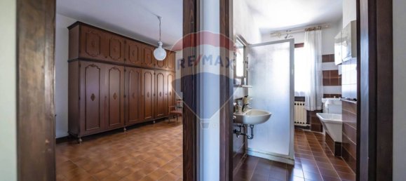 3 Schlafzimmer Haus in Copparo, Italy, Nr. 318922 12