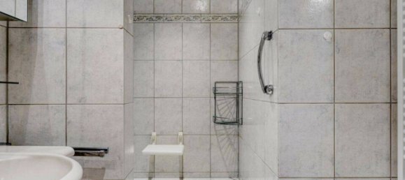 3 rooms Apartment in Bonn, Germany No. 352521 24