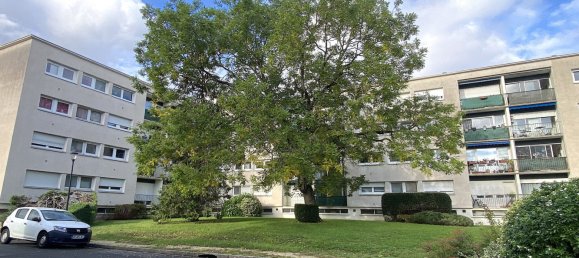 Apartamento de 2 dormitorios en Saint-Jean-de-la-Ruelle, France No. 161147 8