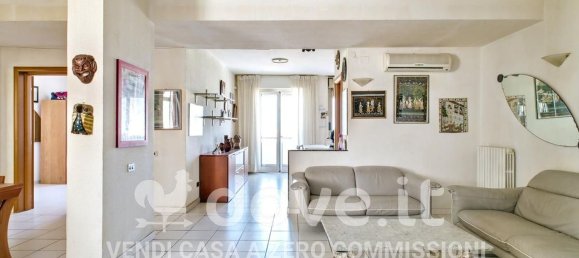 5 غرف نوم شقة في Taranto, Italy رقم 348757 2