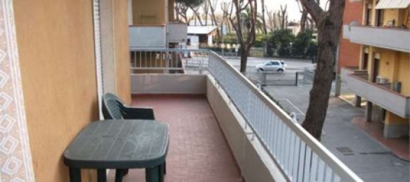 2 rooms Apartment in Sarzana, Italy No. 149301 2