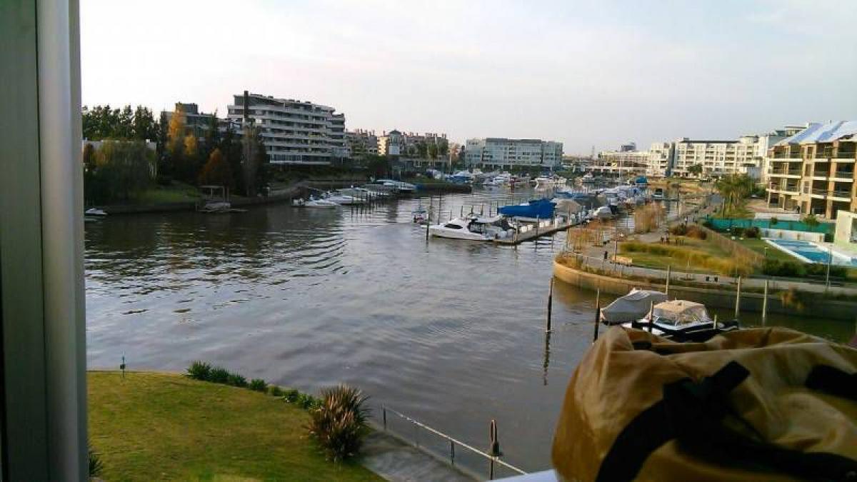 Studio in Tigre, Argentina, Nr. 1257