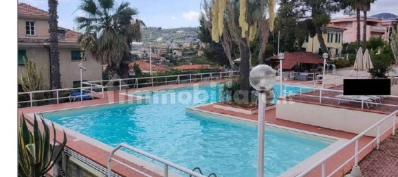 Отель, гостиница с 5 комнатами в Санремо, Италия № 267260 7