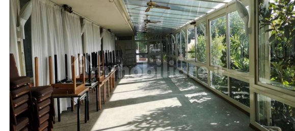 Отель, гостиница с 5 комнатами в Санремо, Италия № 267260 12