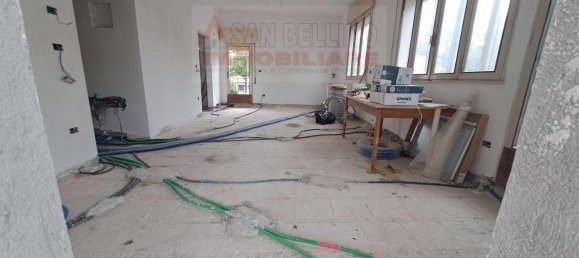 4 rooms Apartment in Padua, Italy No. 22190 3