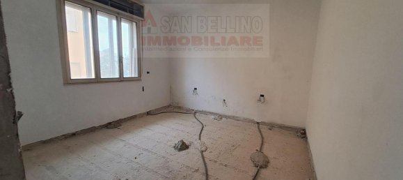 4 rooms Apartment in Padua, Italy No. 22190 13