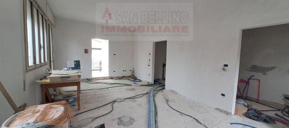 4 rooms Apartment in Padua, Italy No. 22190 6