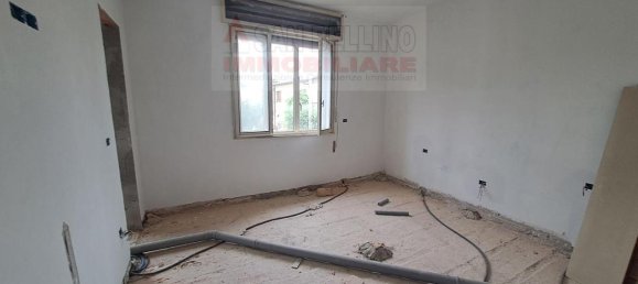 4 rooms Apartment in Padua, Italy No. 22190 24