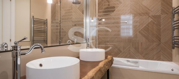 2 bedrooms Apartment in Eixample, Spain No. 76873 10