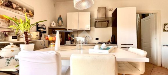 2 bedrooms Apartment in Albenga, Italy No. 381057 8