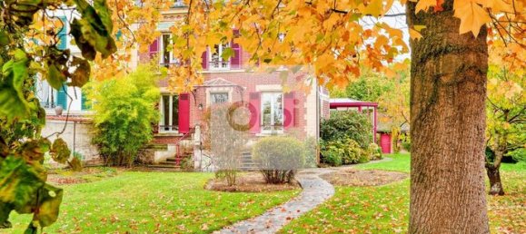 Дом с 5 спальнями в Понтуаз, Франция № 359614 2