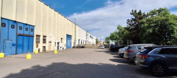 2957m² Warehouse in Baranzate, Italy No. 311102 5