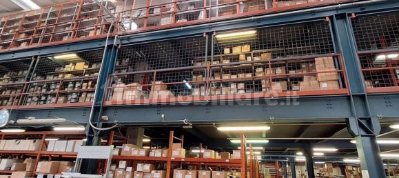 2957m² Warehouse in Baranzate, Italy No. 311102 10