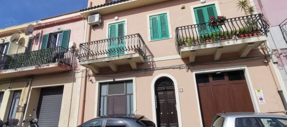 3 rooms Apartment in Messina, Italy No. 227644 2