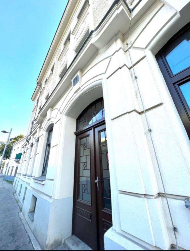 Квартира с 4 комнатами в Дёблинг, Австрия № 195460