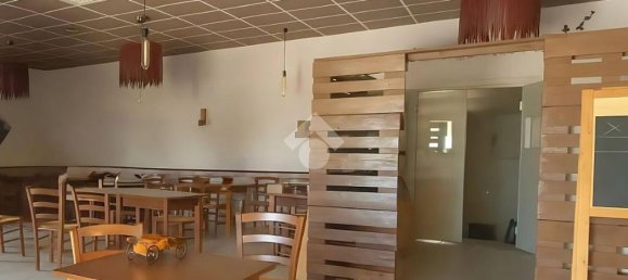 163m² Commercial property in Tortoreto, Italy No. 271770 10