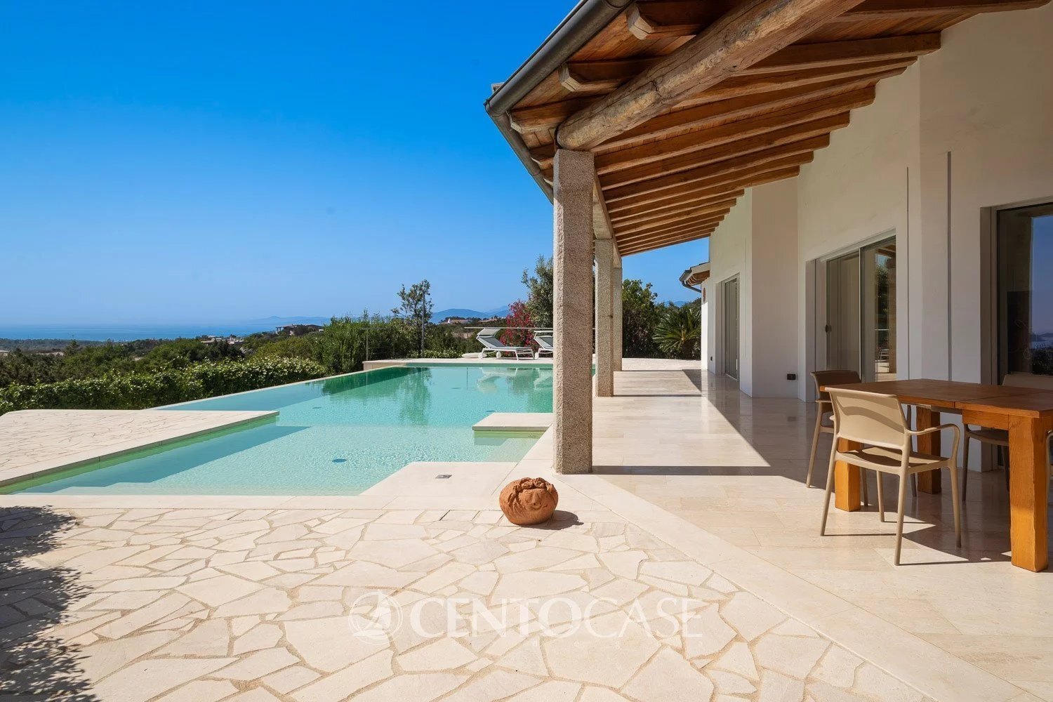 Villa T4 em San Teodoro, Italy N.º 72235