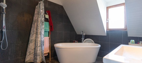 4 bedrooms House in Ballan-Mire, France No. 92914 9