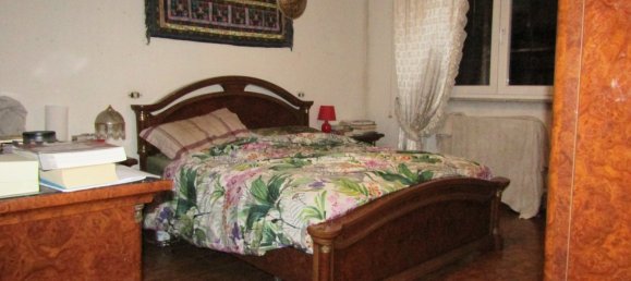 3 bedrooms Apartment in Carrara, Italy No. 192976 7