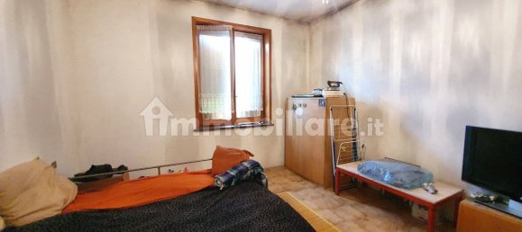 2 bedrooms Apartment in Fontevivo, Italy No. 228850 7