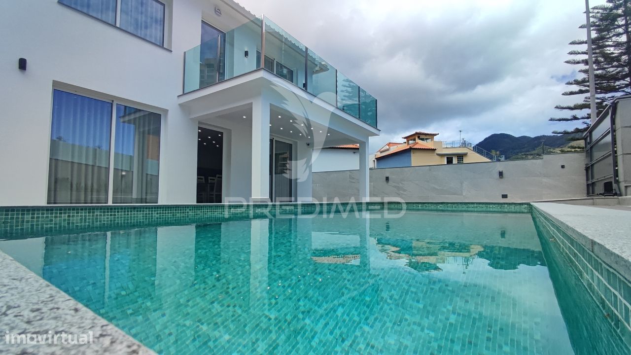 4 bedrooms House in Funchal, Portugal No. 134237