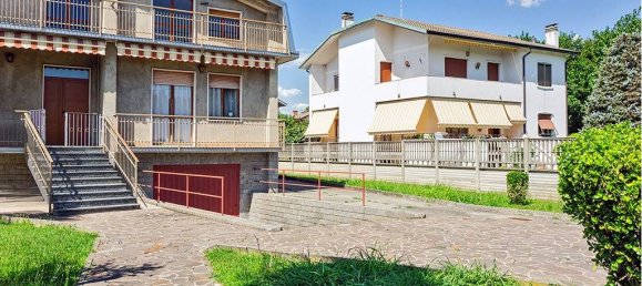 Вилла с 6 спальнями в Падерно Дуньяно, Италия № 295948 2