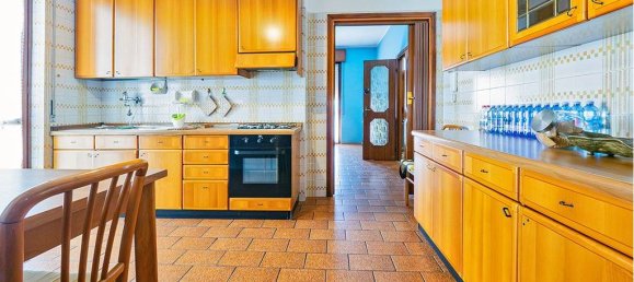 Вилла с 6 спальнями в Падерно Дуньяно, Италия № 295948 23