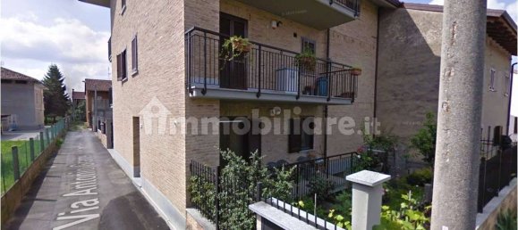 1 bedroom Apartment in Brandizzo, Italy No. 9095 16