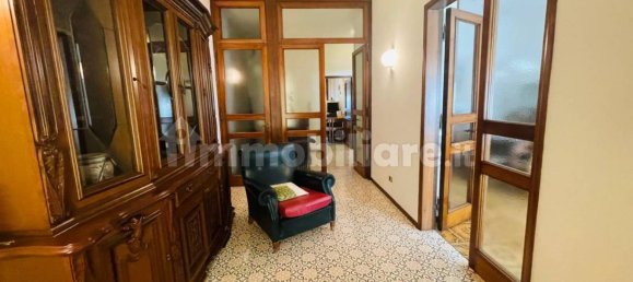 2 bedrooms Apartment in Empoli, Italy No. 361828 3