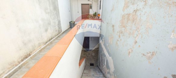 2-salle Appartement à Catania, Italy No. 145388 7