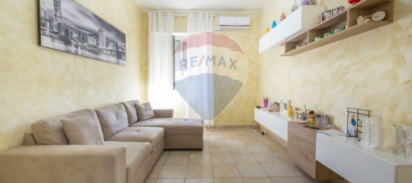 2-salle Appartement à Catania, Italy No. 145388 2