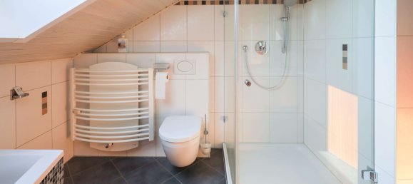 Квартира с 3 спальнями в Лёррах, Германия № 15615 15