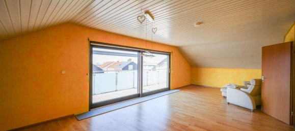 Квартира с 3 спальнями в Лёррах, Германия № 15615 8