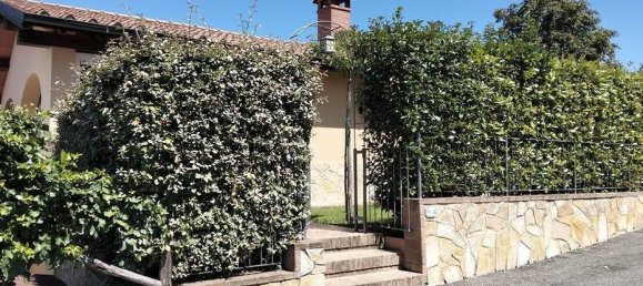 1 bedroom Apartment in Radicofani, Italy No. 329021 3