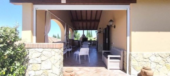 1 bedroom Apartment in Radicofani, Italy No. 329021 5