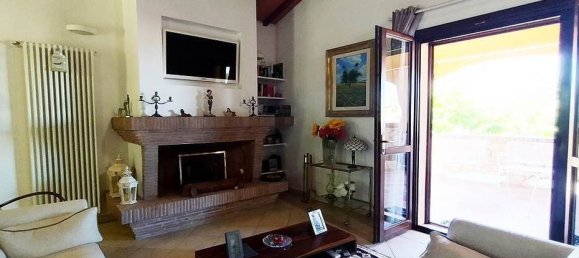 1 bedroom Apartment in Radicofani, Italy No. 329021 16